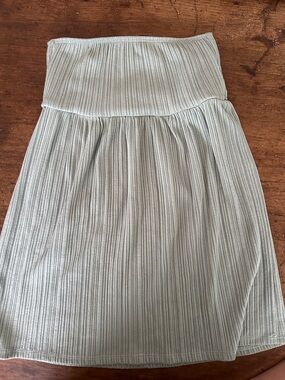 Pretty Little Thing Strapless top